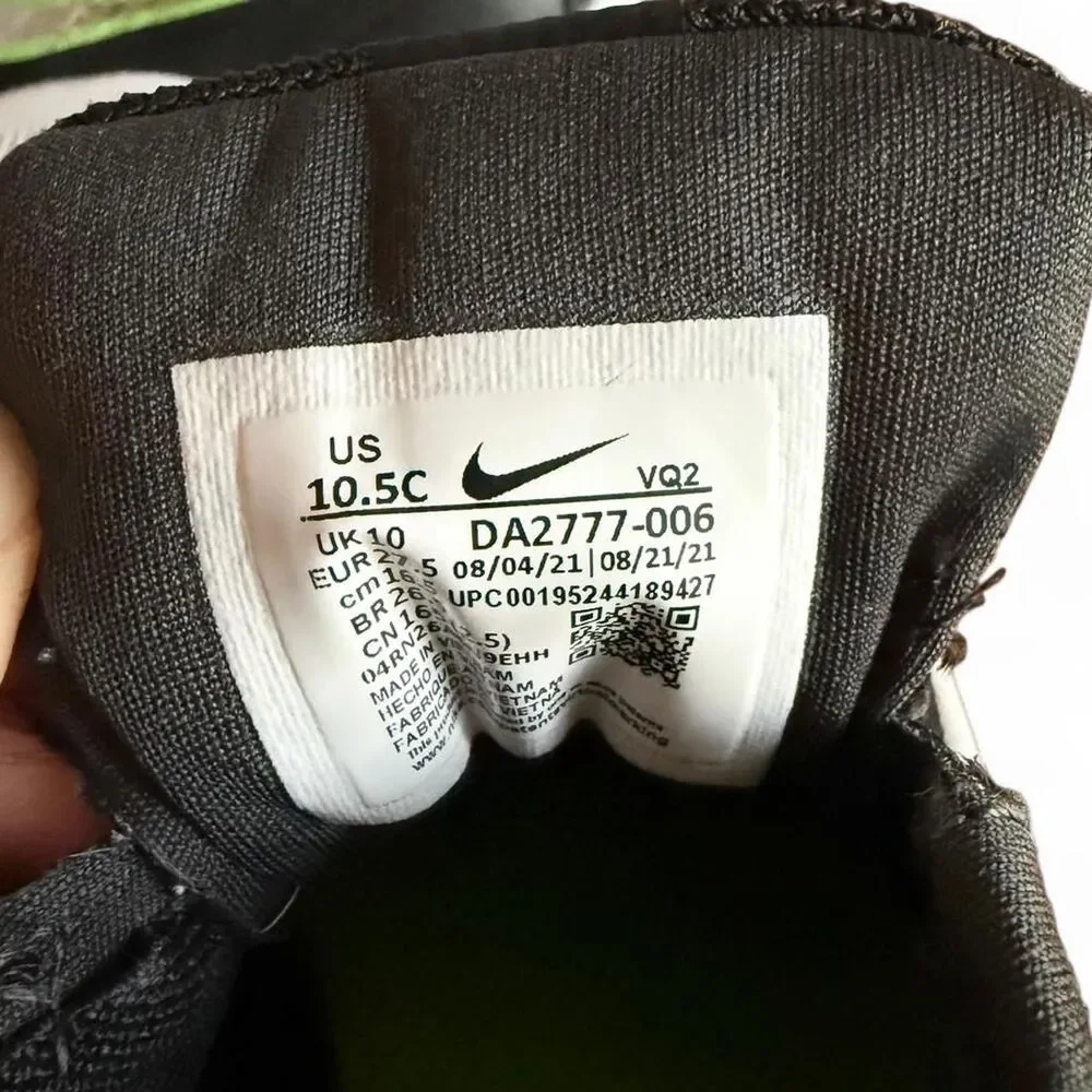 Nike Star Runner 3 Toddler Shoes 10.5C Black Green Velcro Sneakers